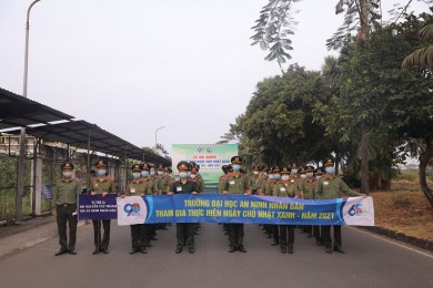 Tuổi trẻ Trường Đại học An ninh nhân dân tham gia hoạt động “Ngày Chủ nhật xanh” chào mừng Tháng thanh niên