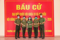 Cảm xúc đặc biệt của những cử tri trẻ Trường Đại học An ninh nhân dân lần đầu được đi bầu cử