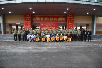 Đoàn Trường Đại học An ninh nhân dân tổ chức Lễ khai mạc Hội thao bóng đá, bóng chuyền, võ thuật ứng dụng CAND và thi đấu vận động kỹ thuật vượt vật cản của lực lượng dự bị chiến đấu tại Trường Đại học An ninh nhân dân năm học 2021 - 2022