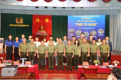 Sôi nổi Vòng Chung kết Cuộc thi Olympic Tiếng Anh với chủ đề “Time to Shine”