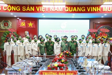 Đoàn Đại biểu Phụ nữ Trường Đại học An ninh nhân dân tham dự Đại hội Đại biểu Phụ nữ Bộ Công an lần thứ IX nhiệm kỳ 2021-2026 tại điểm cầu trực tuyến phía Nam