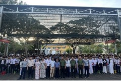 Khoa Lý luận chính trị và Khoa học xã hội nhân văn báo cáo chuyên đề “Kỹ năng an toàn trên không gian mạng” tại xã Tràm Chim, tỉnh Đồng Tháp