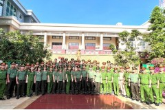 Tổ chức tham quan, nghiên cứu thực tế cho học viên lớp Trung cấp Lý luận chính trị khoá 2, hệ không tập trung, lớp thứ 2