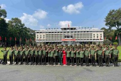 Tiếp tục triển khai mô hình giảng dạy “gắn lý luận với thực tiễn”, “từ thực tiễn giảng dạy lý luận” đối với Khóa D34
