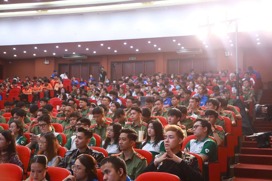 Học viên của Trường Đại học An ninh nhân dân đạt 2 giải Nhì và Ba đồng đội của Cuộc thi Olympic tiếng Anh dành cho cán bộ trẻ lần thứ VI, năm 2024 (OTA 2024)