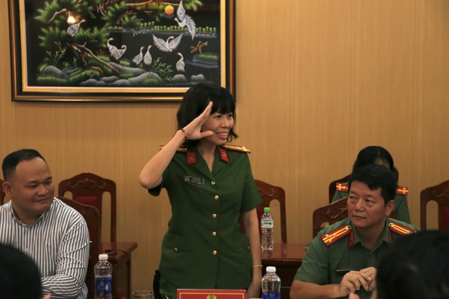 Khoa Ngoại ngữ - Tin học tổ chức Tọa đàm “Thiết kế câu hỏi trắc nghiệm Tiếng Anh theo định dạng đề thi đánh giá năng lực Tiếng Anh theo Khung năng lực Ngoại ngữ 6 bậc dùng cho Việt Nam”