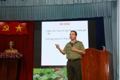 Khoa Tâm lý tổ chức tập huấn về kỹ năng giao tiếp, ứng xử cho Tân sinh viên khóa D29