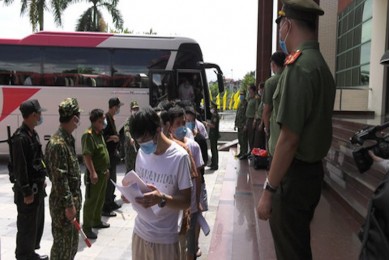 Dự thảo Nghị định quy định hình thức xử phạt trục xuất, biện pháp tạm giữ người, áp giải người vi phạm theo thủ tục hành chính và quản lý người nước ngoài vi phạm pháp luật Việt Nam trong thời gian làm thủ tục trục xuất