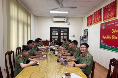 Khoa Luật tổ chức hội thảo cấp khoa với chủ đề: “Điểm mới của Luật sửa đổi, bổ sung một số điều của Bộ luật Hình sự và những vấn đề cần thống nhất trong giảng dạy (Phần chung)”