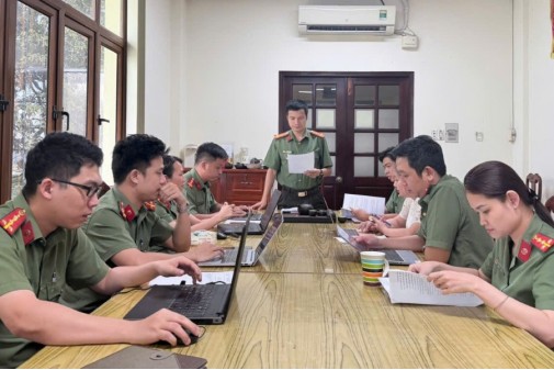 Khoa Luật tổ chức hội thảo khoa học “Điểm mới trong quy định của pháp luật liên quan đến điều tra hình sự và những vấn đề cần chú ý trong giảng dạy”