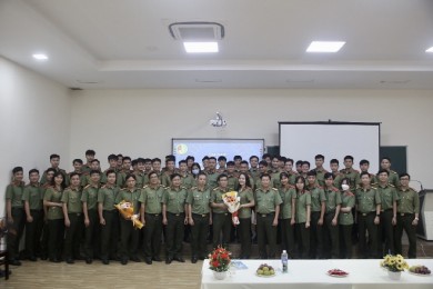Khoa Nghiệp vụ cơ bản tổ chức tọa đàm, trao đổi kinh nghiệm thực tế về tổ chức công tác nghiệp vụ cơ bản của lực lượng An ninh đối ngoại cho học viên đại học chính quy - D29A
