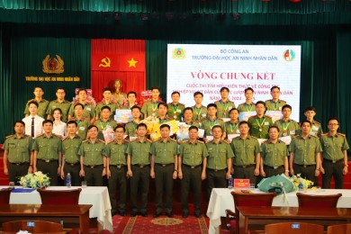 Trường Đại học An ninh nhân dân tổ chức vòng chung kết và tổng kết, trao giải cuộc thi “Tìm hiểu kiến thức về công tác nghiệp vụ cơ bản của lực lượng An ninh nhân dân” năm học 2024 - 2025