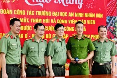Khoa Quản lý nhà nước về an ninh, trật tự, Trường Đại học An ninh nhân dân thăm, làm việc tại Công an huyện Bù Gia Mập, tỉnh Bình Phước