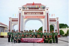 Khoa Quản lý nhà nước về an ninh, trật tự tổ chức khảo sát thực tiễn quản lý nhà nước về an ninh, trật tự địa bàn trọng điểm Cà Mau cho Trung đội Cao học 19B – Trường Đại học An ninh nhân dân