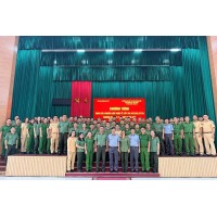 Trường Đại học An ninh nhân dân tổ chức chương trình nghiên cứu thực tế cho lớp trung cấp lý luận chính trị khóa 2, hệ không tập trung, lớp thứ 10