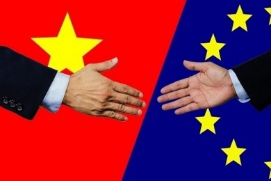 Một số bài học về đấu tranh bảo vệ nền tảng tư tưởng của Đảng trong thời kỳ hội nhập quốc tế