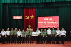 Khoa An ninh đối ngoại: sôi nổi các hoạt động chào mừng kỷ niệm 80 năm Ngày thành lập Quân đội nhân dân Việt Nam (22/12/1944 - 22/12/2024) và 35 năm ngày hội Quốc phòng toàn dân (22/12/1989 - 22/12/2024)