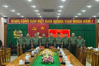 Hội nghị tập huấn chuyên đề “Hoạt động điều tra truy xét các vụ việc thuộc thẩm quyền của lực lượng an ninh” ngày 07/11/2025 tại Công an tỉnh Vĩnh Long