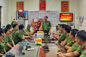 Họp mặt 66 năm Ngày truyền thống lực lượng An ninh chính trị nội bộ (10/5/1958 - 10/5/2024)