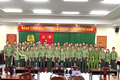 Khoa An ninh chính trị nội bộ - Trường Đại học An ninh nhân dân tổng kết thực tập tốt nghiệp học viên Khóa VB2-T2 tại Công an thành phố Cần Thơ