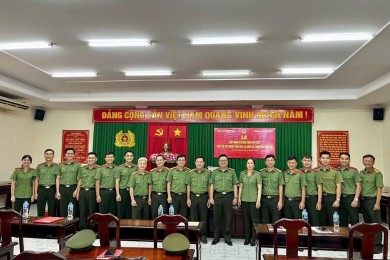 Trường Đại học An ninh nhân dân tổ chức  Lễ bàn giao học viên thực tập tốt nghiệp tại Công an Thành phố Cần Thơ