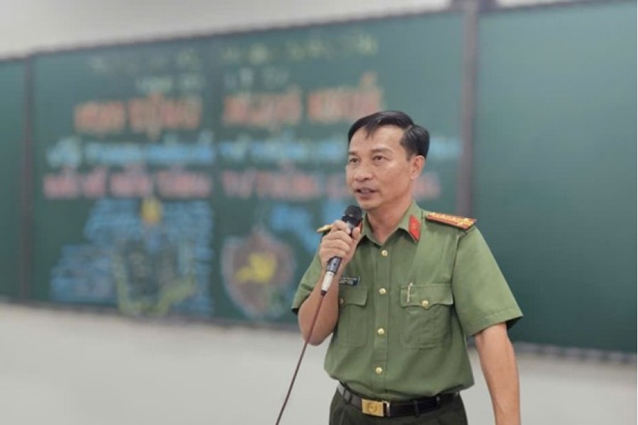 Ngoại khóa: Khoa An ninh chính trị nội bộ tổ chức cuộc thi viết “Bảo vệ nền tảng tư tưởng của Đảng, đấu tranh phản bác các quan điểm sai trái, thù địch” Ngoại khóa: Khoa An ninh chính trị nội bộ tổ chức cuộc thi viết “Bảo vệ nền tảng tư tưởng của Đảng, đấu tranh phản bác các quan điểm sai trái, thù địch”