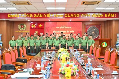 Trường Đại học An ninh nhân dân tổ chức Hội thảo khoa học cấp Trường “Lý luận về bảo đảm an ninh chế độ, an ninh cầm quyền”