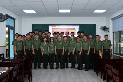 Khoa An ninh Chính trị nội bộ tổ chức ngoại khóa “An ninh văn hóa trong kỷ nguyên số”