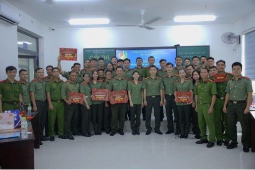 Khoa an ninh chính trị nội bộ tổ chức ngoại khóa “An ninh văn hóa trong kỷ nguyên số”