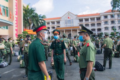 Cán bộ, giảng viên và sinh viên Trường Đại học An ninh nhân dân tô thắm truyền thống anh hùng qua nghĩa cử, hành động nhân văn, cao đẹp giữa tâm dịch COVID-19