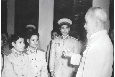 Nội dung cơ bản tư tưởng Hồ Chí Minh về đào tạo, bồi dưỡng, huấn luyện cán bộ Công an *