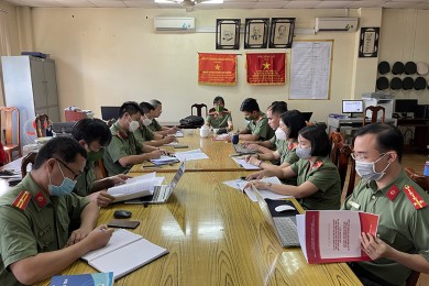 Khoa Lý luận chính trị và khoa học xã hội nhân văn tổ chức hội thảo khoa học về chương trình, giáo trình mới của Bộ Giáo dục và Đào tạo