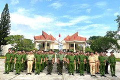 Hoạt động ngoại khoá lớp Đại học An ninh nhân dân hệ VHVL – Khoá III (mở tại Công an tỉnh Kon Tum) đến thăm quan khu di tích lịch sử Quốc Gia Ngục Kon Tum