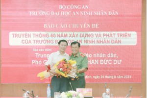 Trường Đại học An ninh nhân dân tổ chức buổi báo cáo chuyên đề về lịch sử 60 năm xây dựng, phát triển Trường An ninh Trung ương Cục miền Nam - Trường Đại học An ninh nhân dân (09/10/1963 - 09/10/2023)