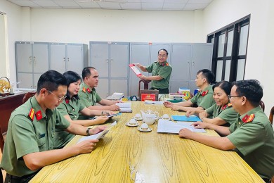 Chi bộ cơ sở Khoa lý luận chính trị và Khoa học xã hội nhân văn chuẩn bị tổ chức Đại hội Chi bộ điểm
