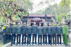 Trường Đại học An ninh nhân dân tổ chức hoạt động về nguồn tại Khu di tích quốc gia đặc biệt Đền Sóc và thăm, làm việc tại Trường Cao đẳng An ninh nhân dân I
