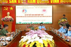 Trường Đại học An ninh nhân dân tổ chức ký kết ghi nhớ hợp tác với Học viện chính trị Khu vực IV góp phần hoàn thành nhiệm vụ chính trị được giao