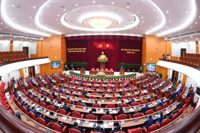 Thông báo Hội nghị lần thứ mười ba Ban Chấp hành Trung ương Đảng khóa XIII