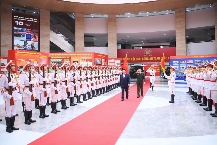 Những hoạt động nổi bật đầu tiên tại Hội nghị Công an toàn quốc lần thứ 81 Những hoạt động nổi bật đầu tiên tại Hội nghị Công an toàn quốc lần thứ 81