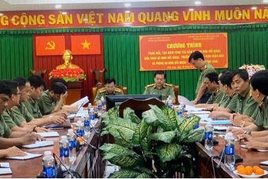 Khoa An ninh đối ngoại phối hợp tổ chức tọa đàm khoa học, tham quan thực tế và trao đổi kinh nghiệm bảo đảm an ninh đối ngoại tại Công an tỉnh Vĩnh Long