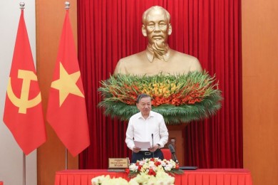 Tổng kết phải có chiều sâu lịch sử, tầm cao lý luận và sức gợi mở kiến tạo cho tương lai