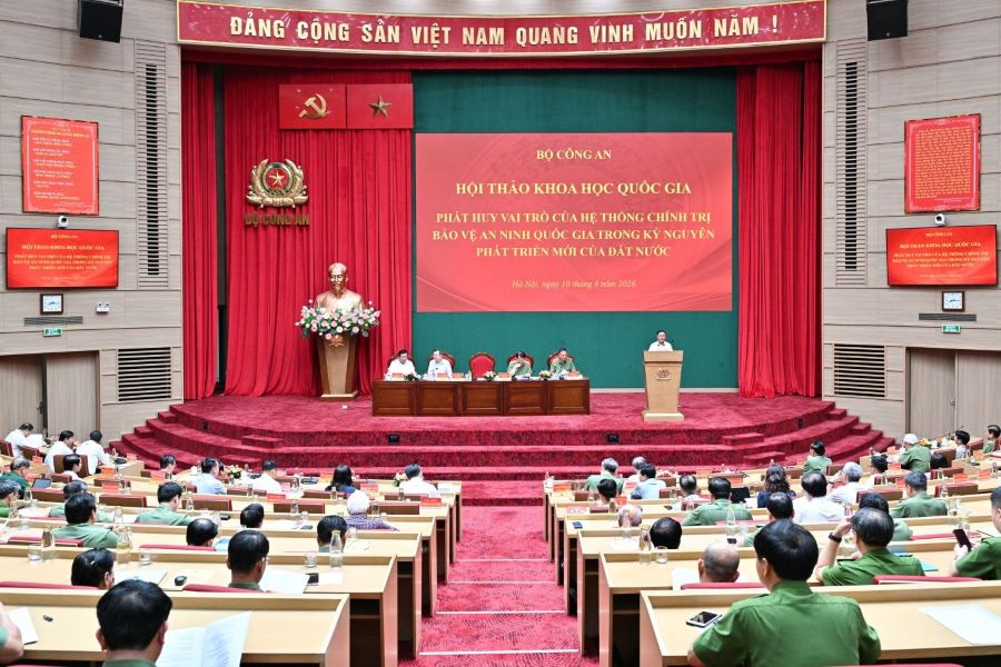Hội thảo khoa học quốc gia “Phát huy vai trò của hệ thống chính trị bảo vệ an ninh quốc gia trong kỷ nguyên phát triển mới của đất nước” Hội thảo khoa học quốc gia “Phát huy vai trò của hệ thống chính trị bảo vệ an ninh quốc gia trong kỷ nguyên phát triển mới của đất nước”