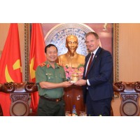 Trường Đại học An ninh nhân dân làm việc với Phó Tổng Tư lệnh Cảnh sát bang New South Wales, Australia