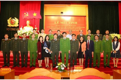Bộ Công an tổ chức Mít tinh hưởng ứng Ngày pháp luật năm 2020