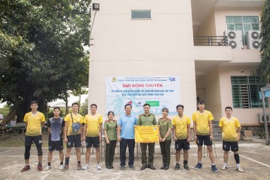 Đội tuyển bóng chuyền Trường Đại học An ninh nhân dân tham gia và đạt giải cao tại Giải bóng chuyền Kỷ niệm 76 năm Ngày thành lập Quân đội nhân dân Việt Nam và 31 năm Ngày hội Quốc phòng toàn dân