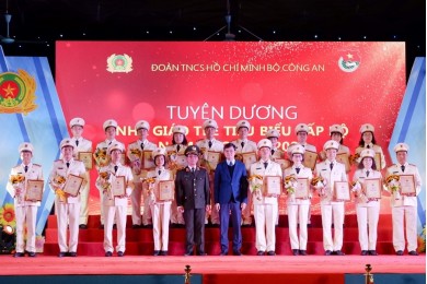 Tuổi trẻ Trường Đại học An ninh nhân dân tham dự chương trình tuyên dương Nhà giáo trẻ tiêu biểu, Sinh viên 5 tốt cấp Bộ năm học 2019 - 2020