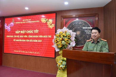 Trường Đại học An ninh nhân dân tổ chức gặp mặt lãnh đạo, cán bộ, giáo viên, công nhân viên hưu trí nhân dịp Tết Nguyên đán Tân Sửu năm 2021