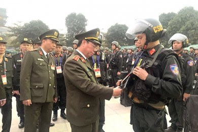 Quán triệt phương châm "an ninh chủ động", bảo vệ tuyệt đối an toàn Đại hội Đảng XIII