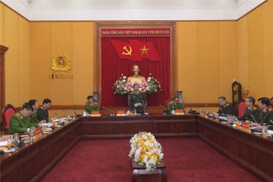 Thực hiện đồng bộ các giải pháp góp phần thực hiện thắng lợi mục tiêu làm giảm ít nhất 5% số vụ phạm pháp hình sự hàng năm