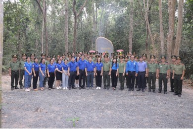 Hoạt động về nguồn tại Khu Di tích lịch sử - văn hóa Căn cứ Ban An ninh Trung ương cục miền Nam